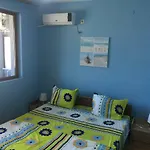 Niya Pensión 4*