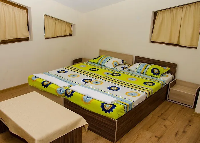 Niya 切尔诺莫雷茨