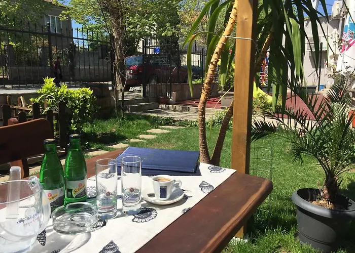 Niya 招待所 切尔诺莫雷茨