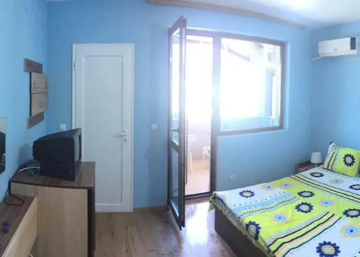 Niya 切尔诺莫雷茨